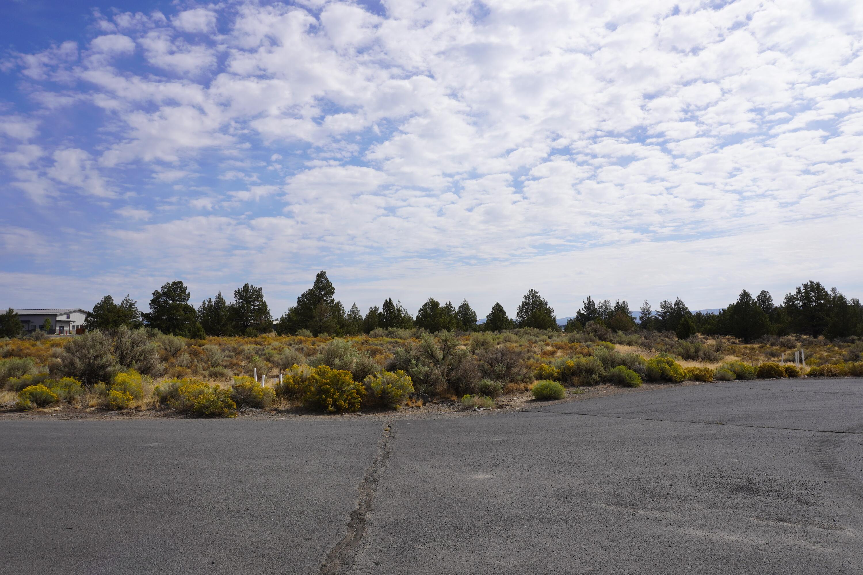 Tom McCall Bus/Ind. - Commercial Sale