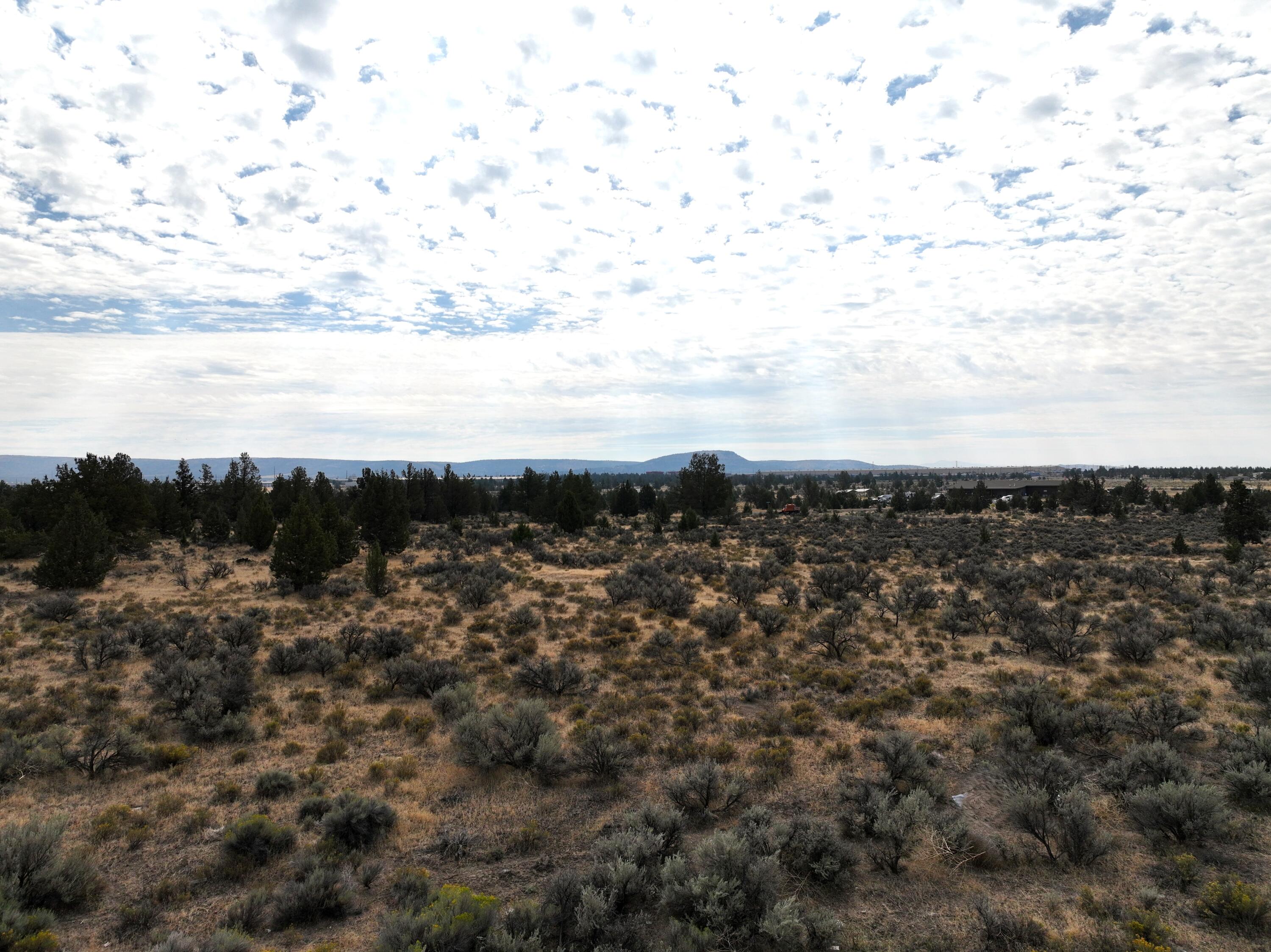 Tom McCall Bus/Ind. - Commercial Sale