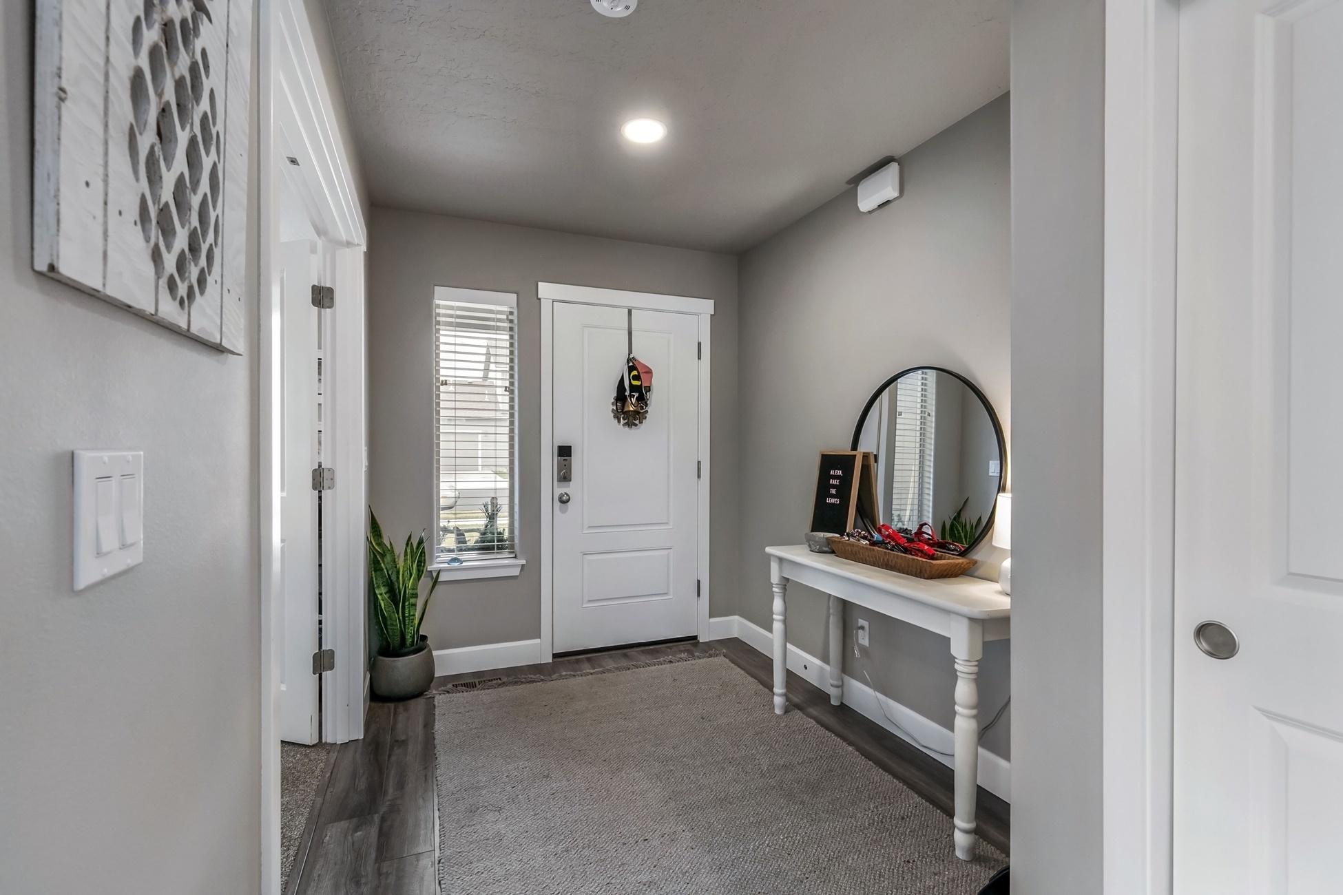 27 Elm - Residential