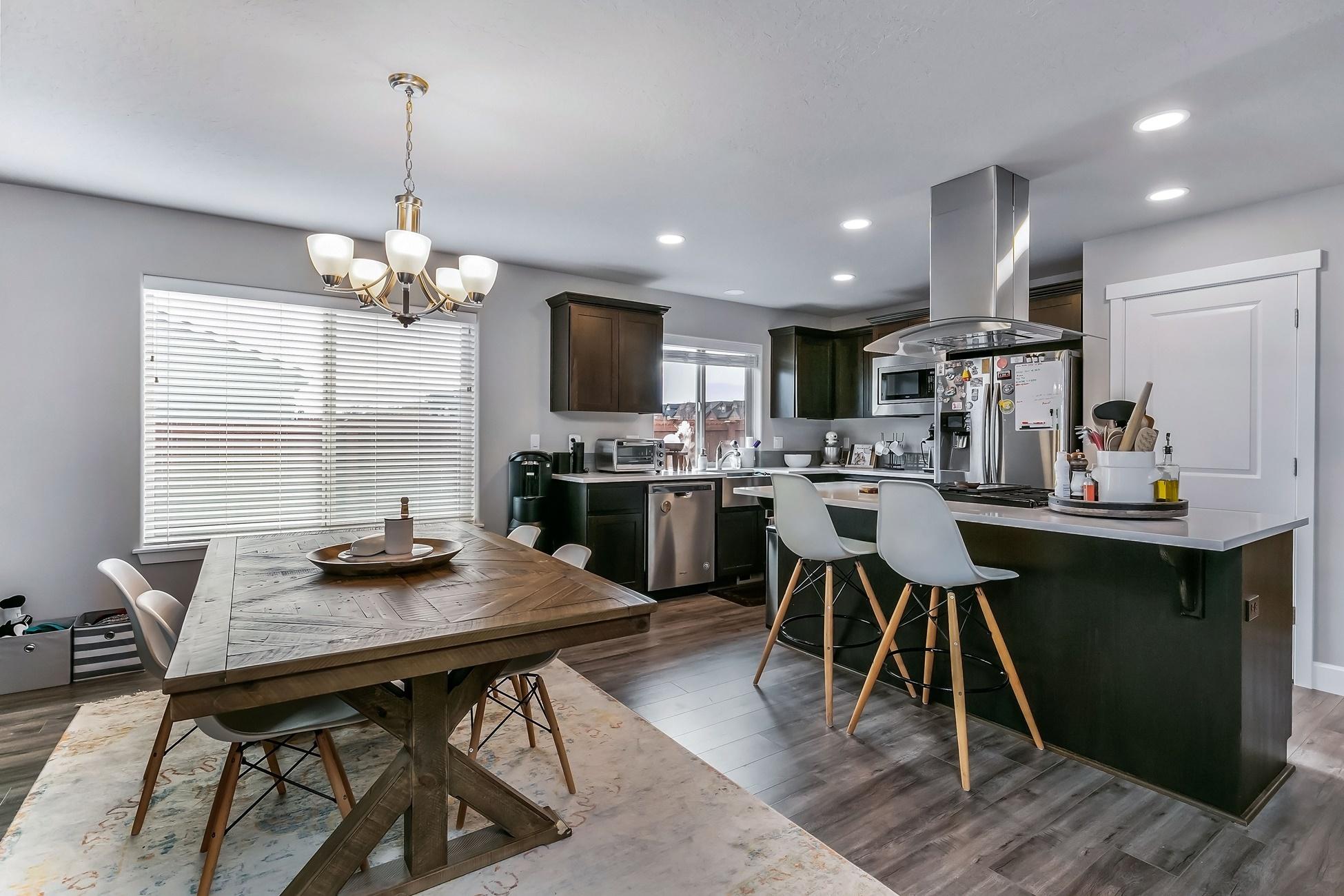 27 Elm - Residential