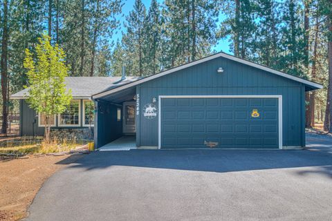 Tiny photo for 52348 Barberry Circle, La Pine, OR 97739 (MLS # 220217571)
