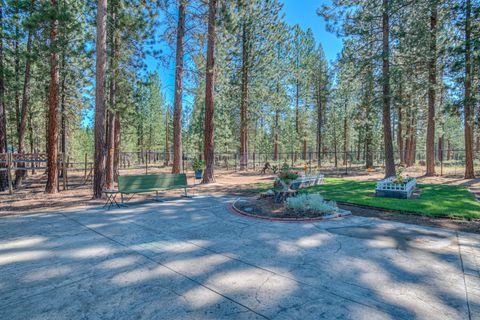 Tiny photo for 52348 Barberry Circle, La Pine, OR 97739 (MLS # 220217571)