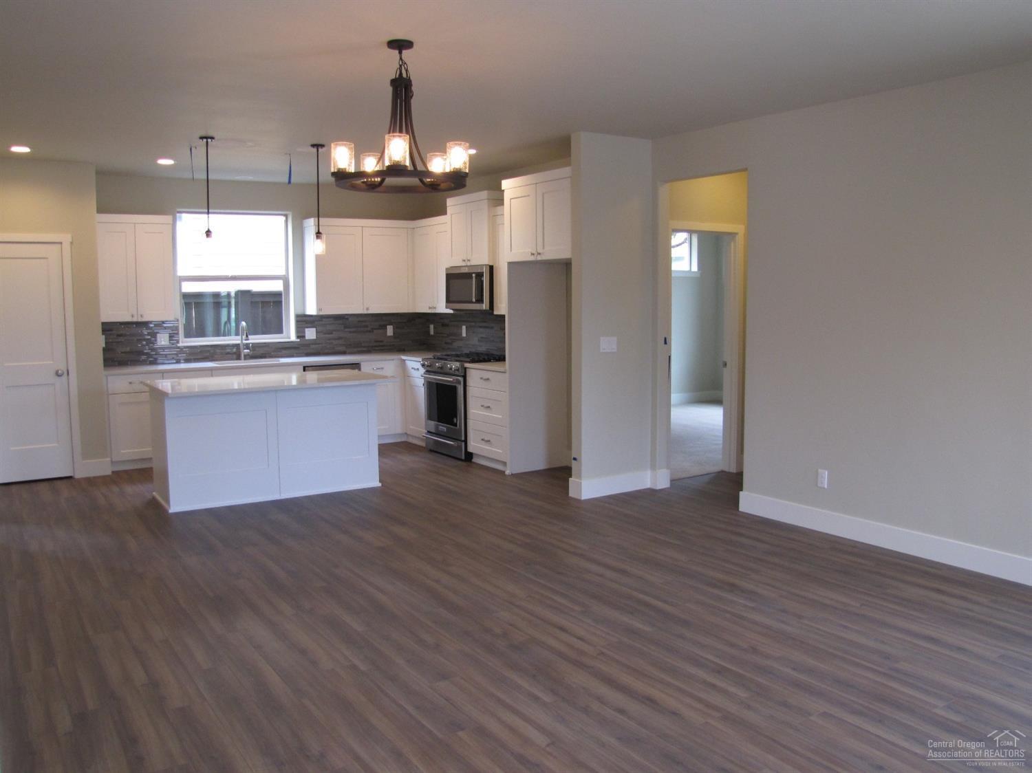 Tuscany Pines - Residential