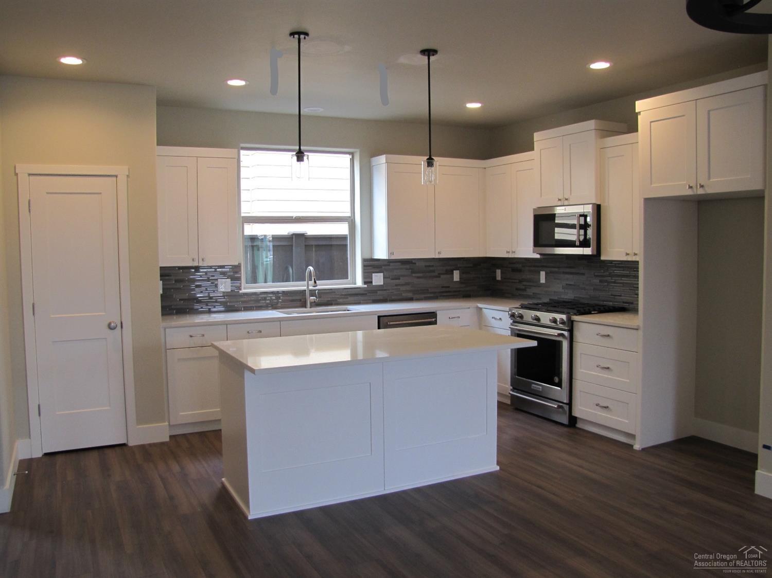 Tuscany Pines - Residential