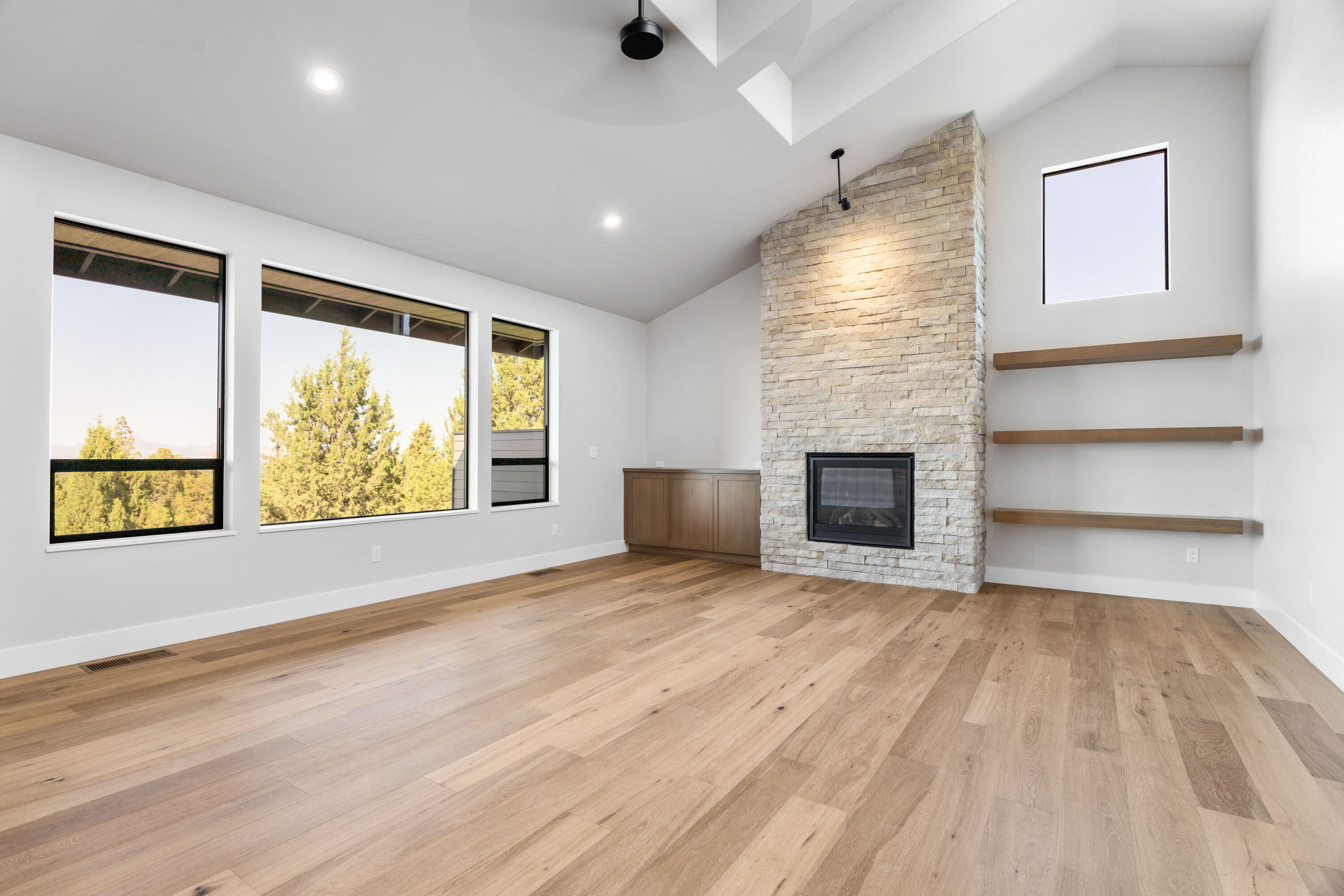 Eagle Crest - Residential