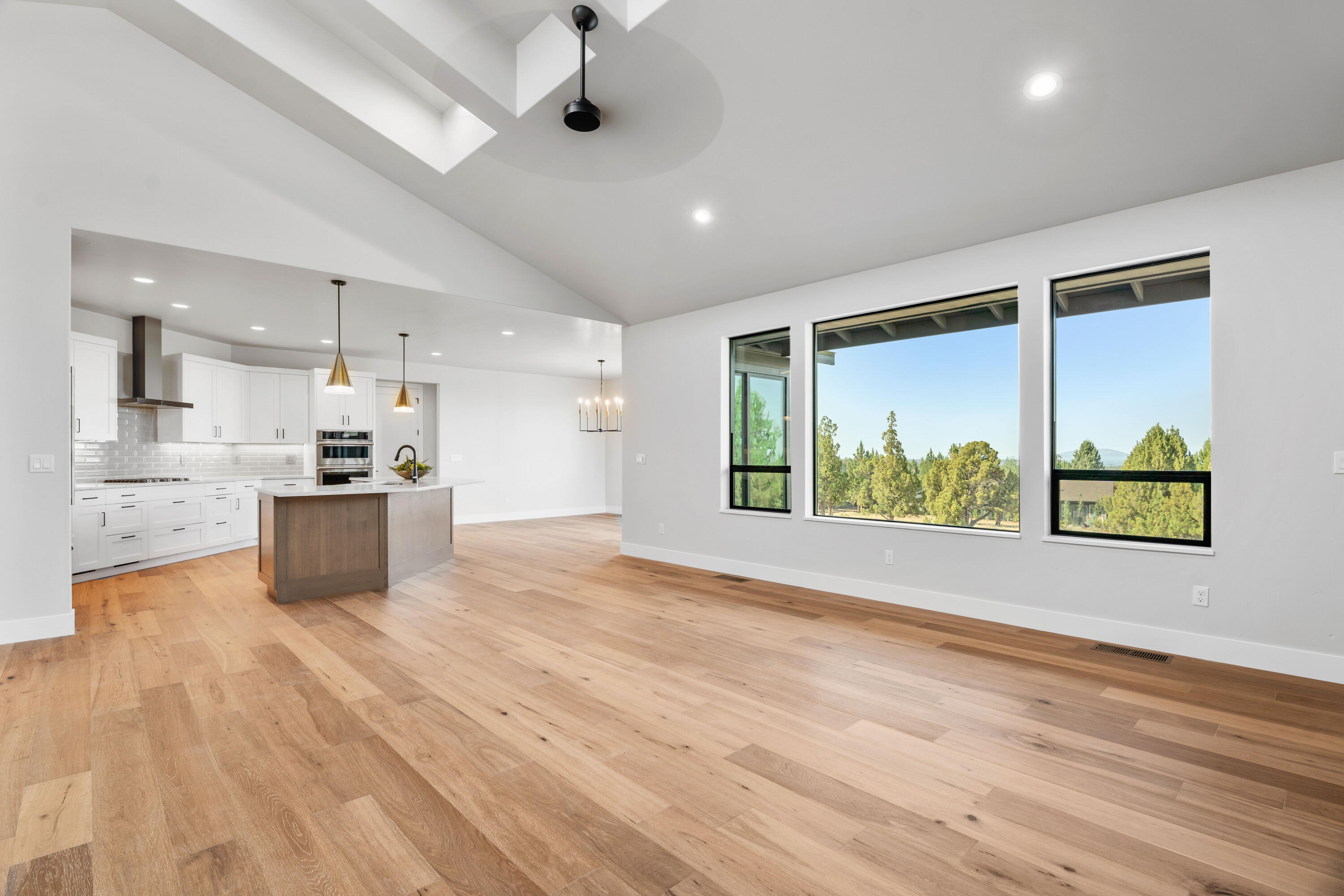 Eagle Crest - Residential