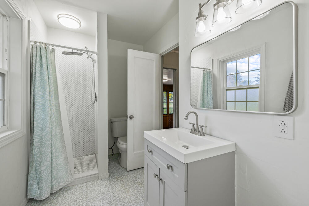 Homedale - Residential