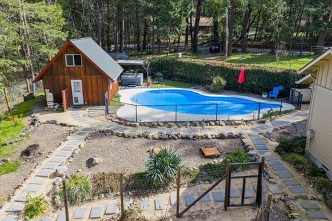 Tiny photo for 790 Savage Creek Road, Grants Pass, OR 97527 (MLS # 220216928)