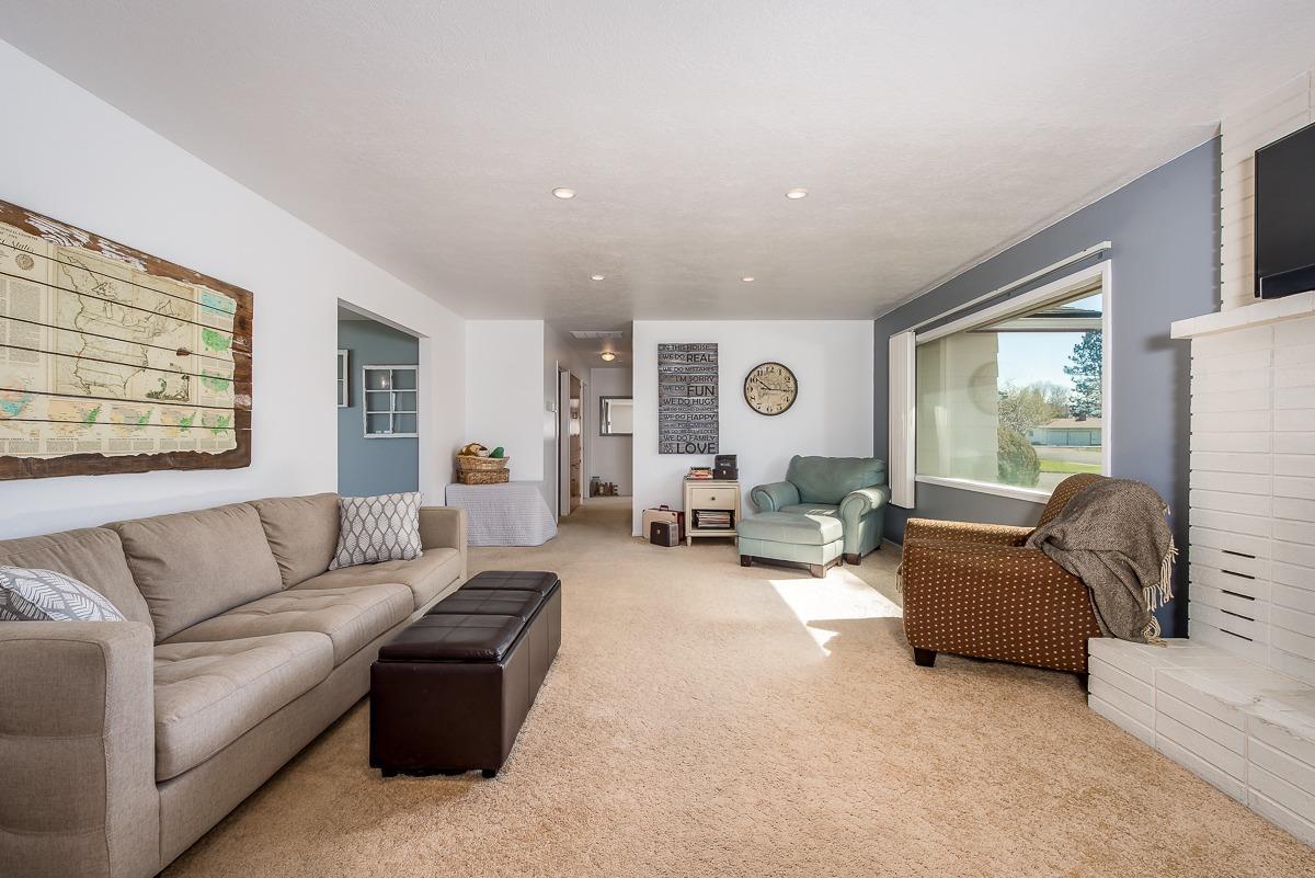 Cypress Villa - Residential