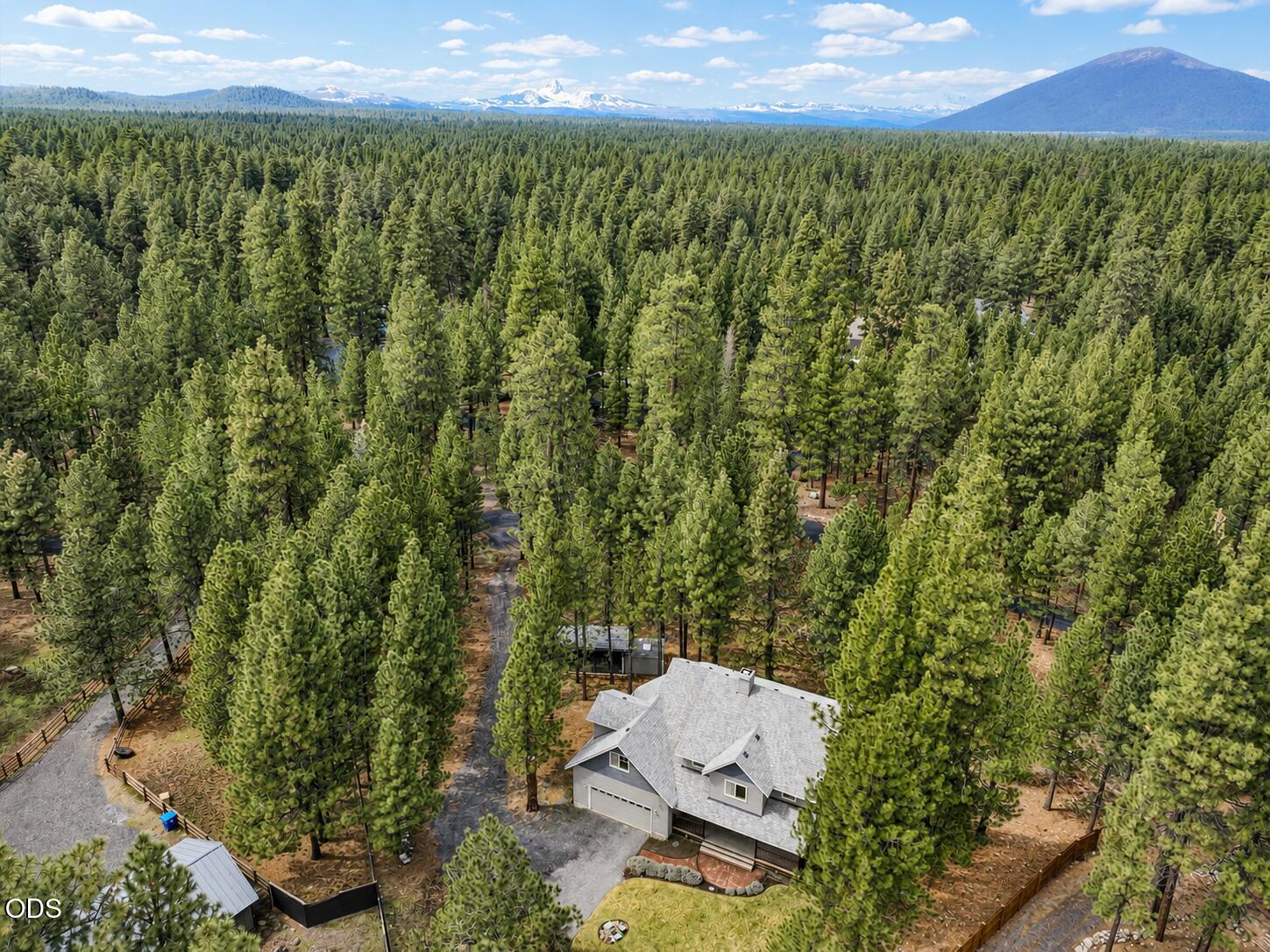 14450 Mountain View Loop