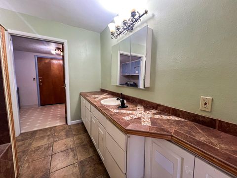 Tiny photo for 314 NW 3rd Avenue, John Day, OR 97845 (MLS # 220210799)