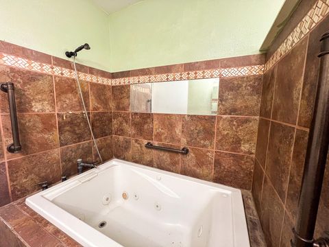 Tiny photo for 314 NW 3rd Avenue, John Day, OR 97845 (MLS # 220210799)