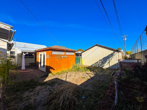 Tiny photo for 314 NW 3rd Avenue, John Day, OR 97845 (MLS # 220210799)