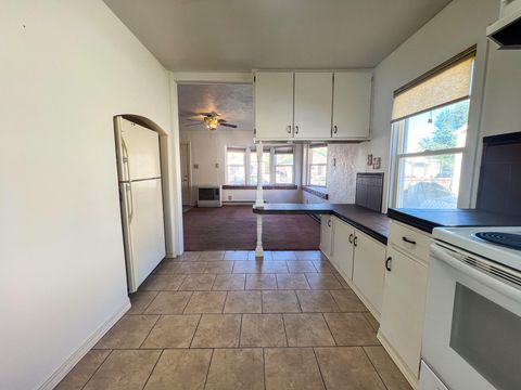Tiny photo for 314 NW 3rd Avenue, John Day, OR 97845 (MLS # 220210799)