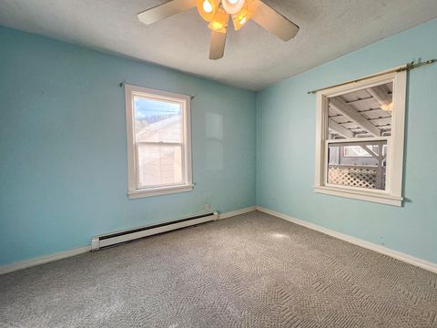 Tiny photo for 314 NW 3rd Avenue, John Day, OR 97845 (MLS # 220210799)