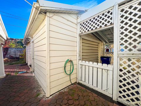 Tiny photo for 314 NW 3rd Avenue, John Day, OR 97845 (MLS # 220210799)