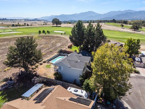 Photo of 1499 La Loma Drive, Medford, OR 97504 (MLS # 220228763)