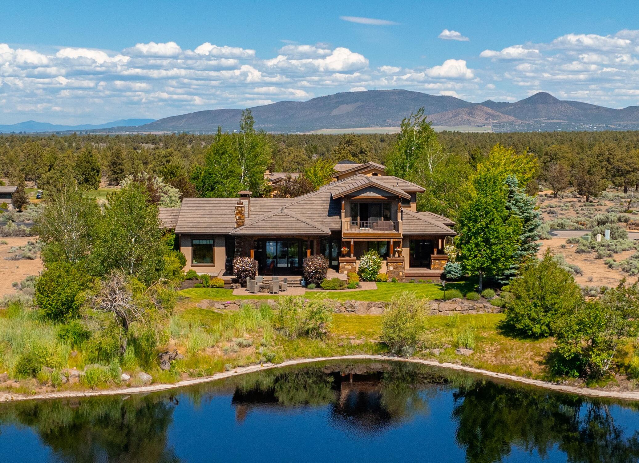 65925 Pronghorn Estates Drive