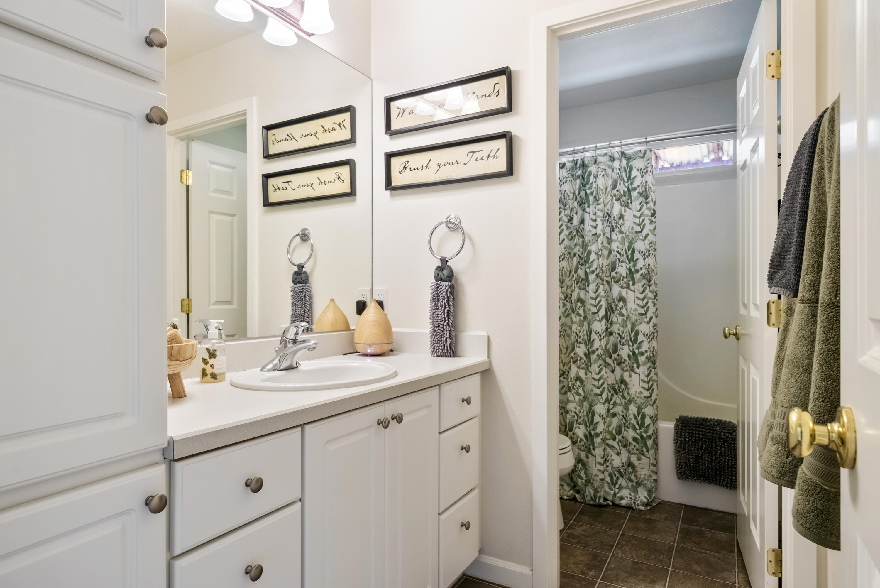 Hawks Ridge - Residential