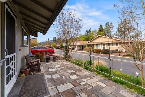 Tiny photo for 714 Brookside Circle, Rogue River, OR 97537 (MLS # 220217804)