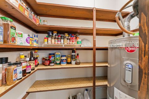 Tiny photo for 714 Brookside Circle, Rogue River, OR 97537 (MLS # 220217804)