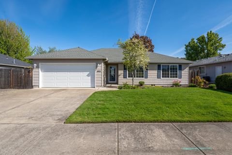 1621 Hollyhock Drive Medford OR 97504