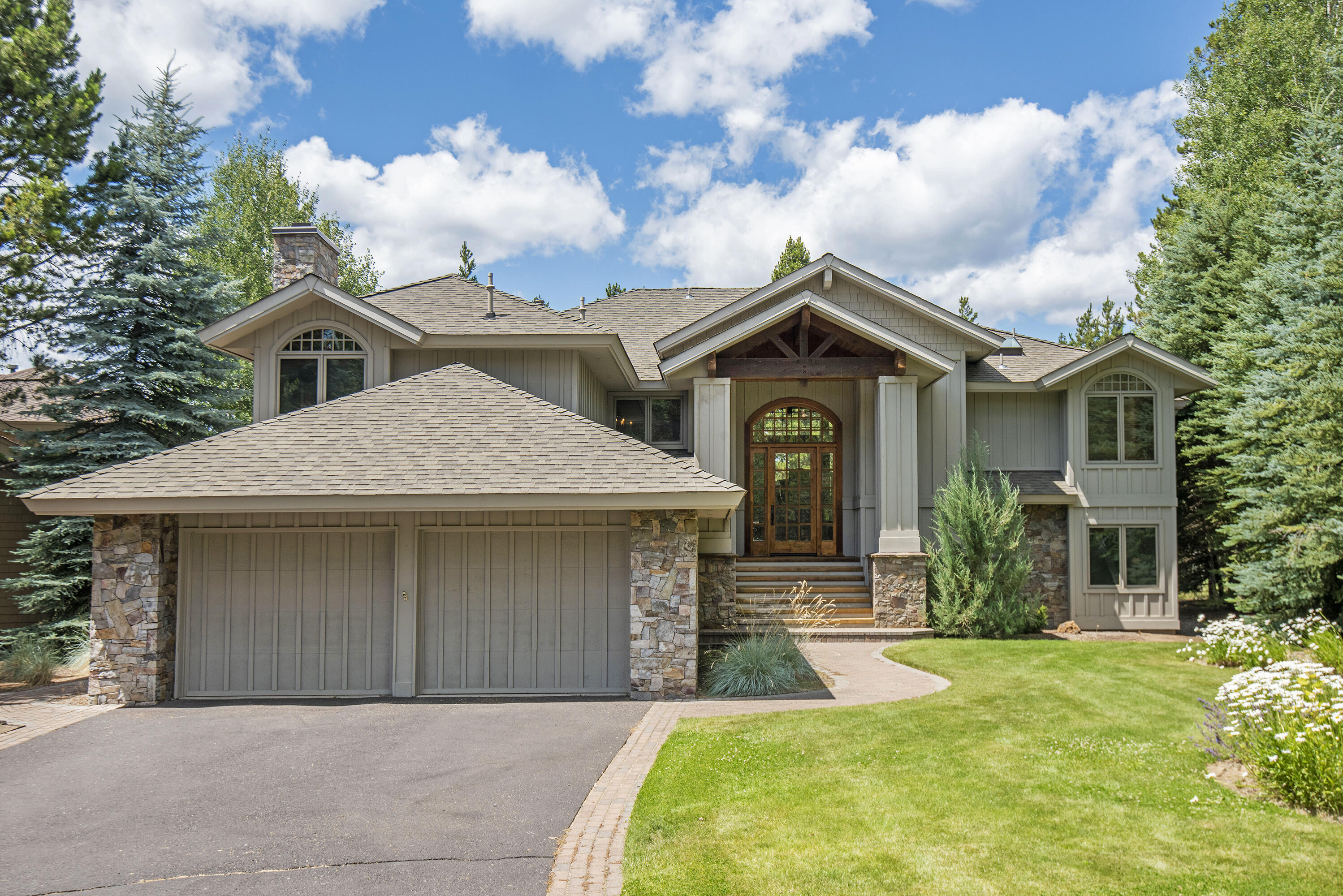 Fairway Crest Village - Residential