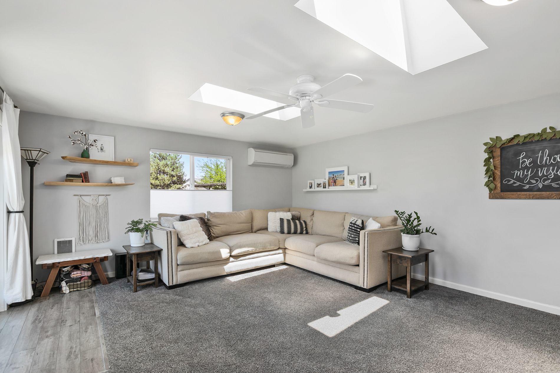 Vintage Faire - Residential