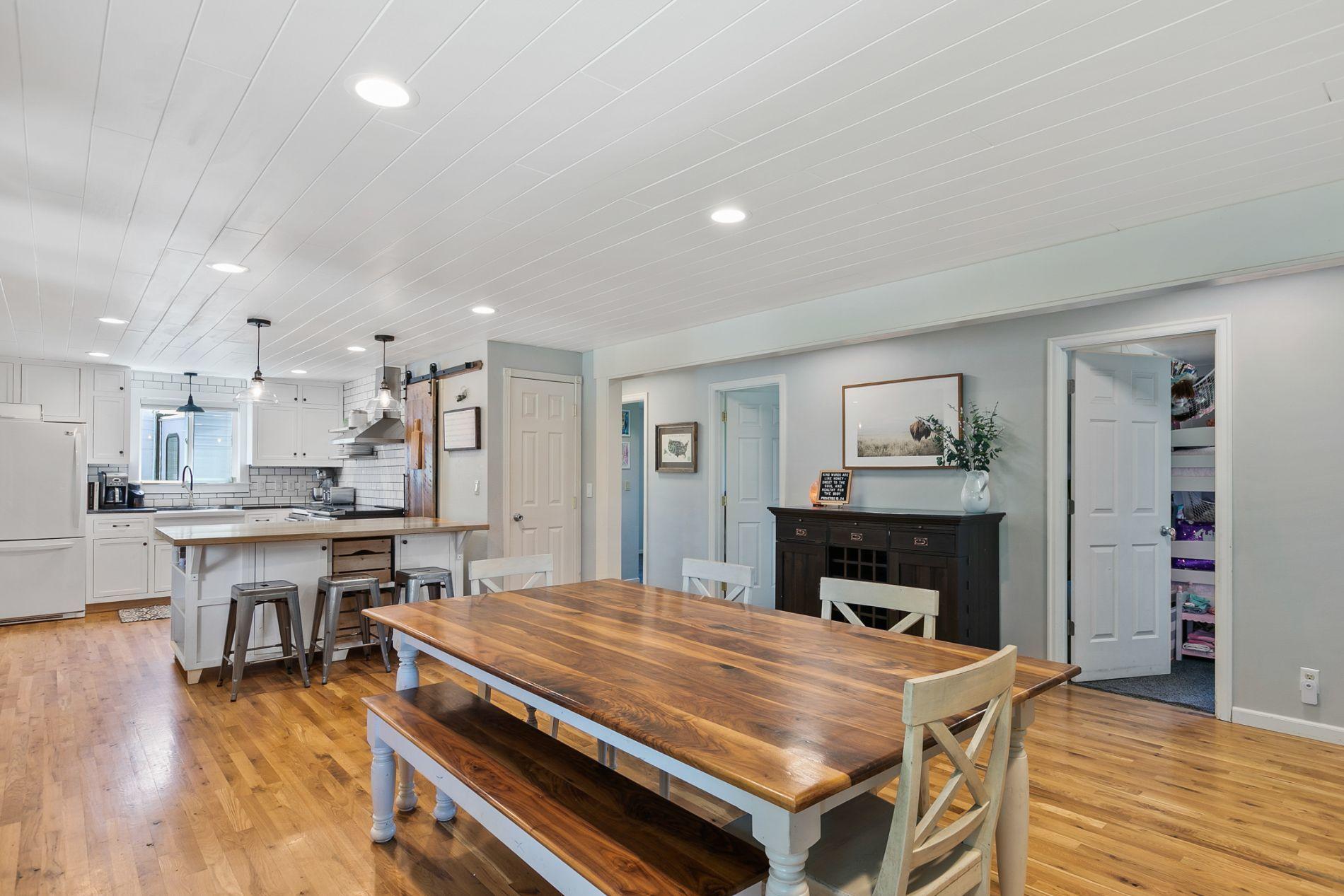 Vintage Faire - Residential