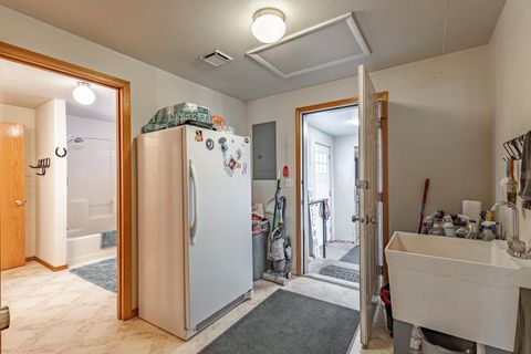 Tiny photo for 6154 John Day Highway, Ironside, OR 97908 (MLS # 220215033)