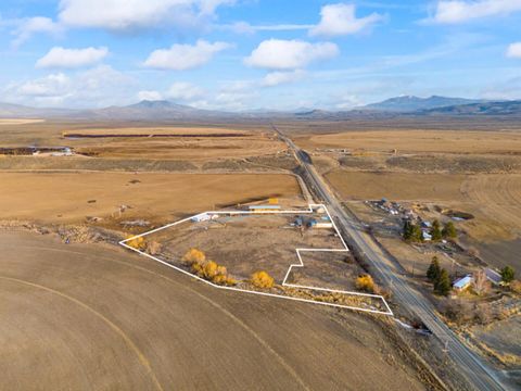 Tiny photo for 6154 John Day Highway, Ironside, OR 97908 (MLS # 220215033)