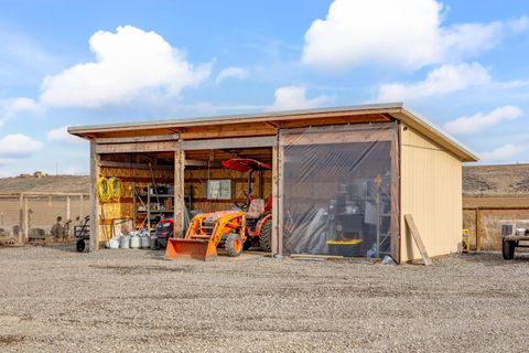 Tiny photo for 6154 John Day Highway, Ironside, OR 97908 (MLS # 220215033)