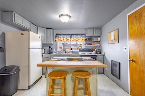 Tiny photo for 6154 John Day Highway, Ironside, OR 97908 (MLS # 220215033)