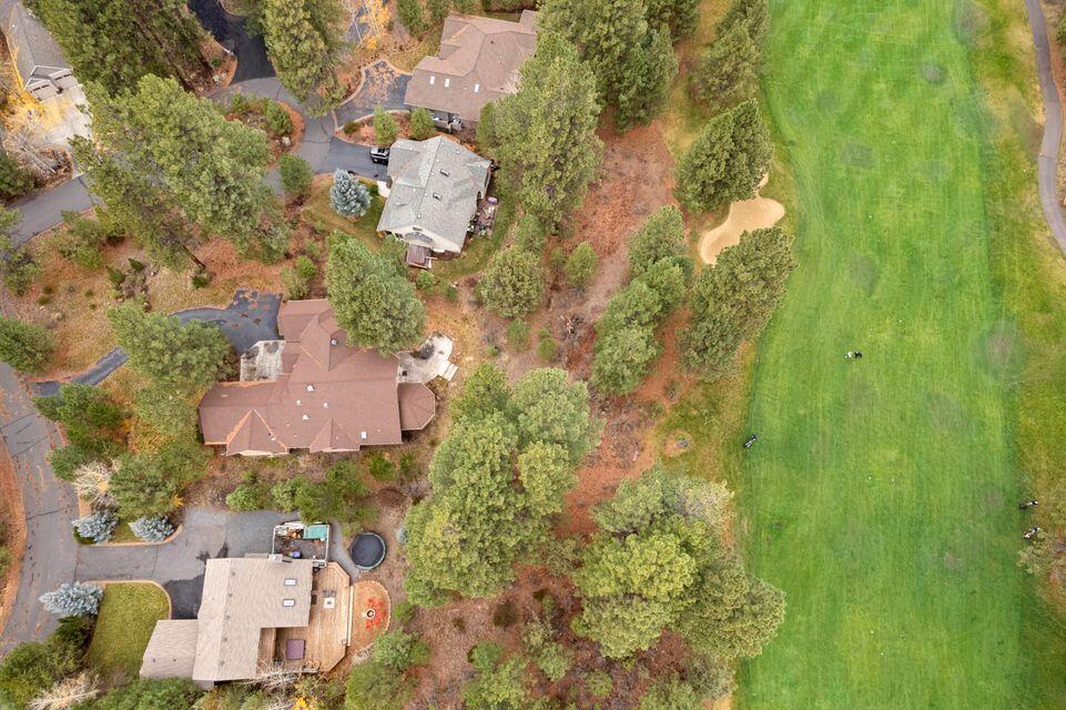 7th Mtn Golf Village - Residential