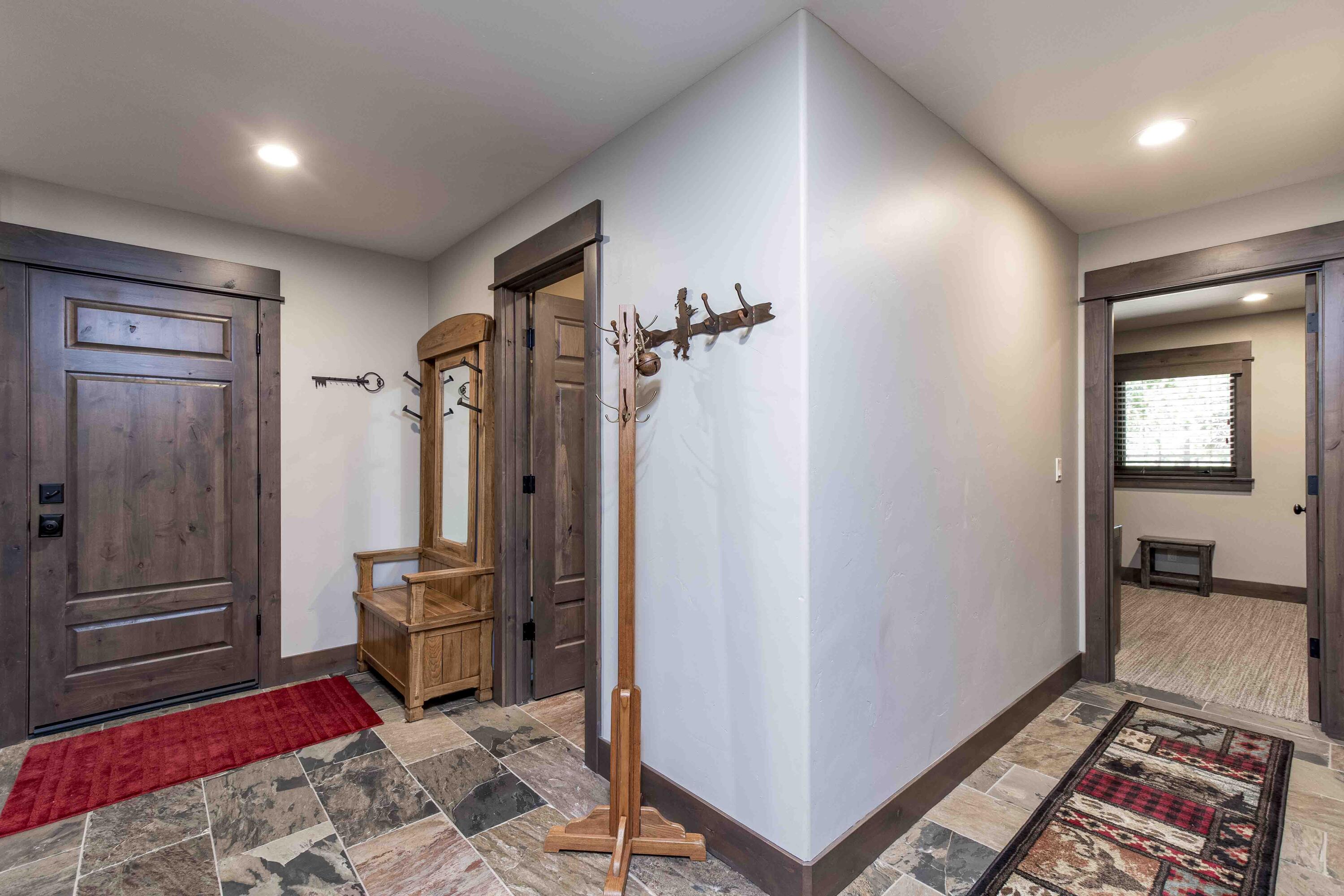 Fairway Point Villag - Residential