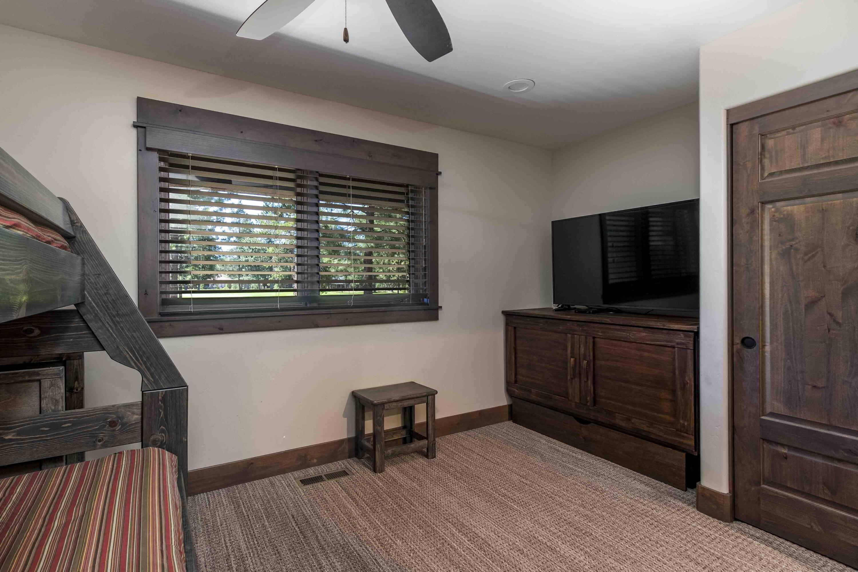 Fairway Point Villag - Residential