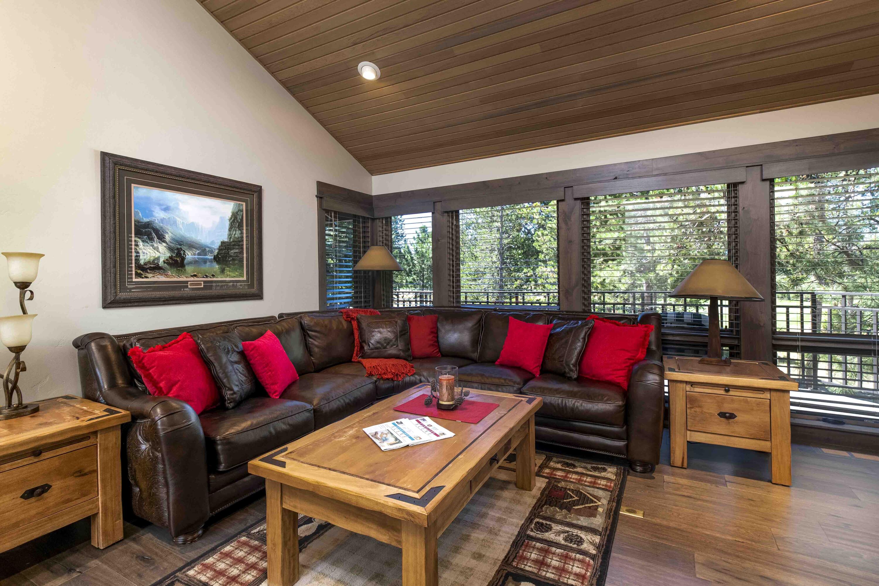 Fairway Point Villag - Residential