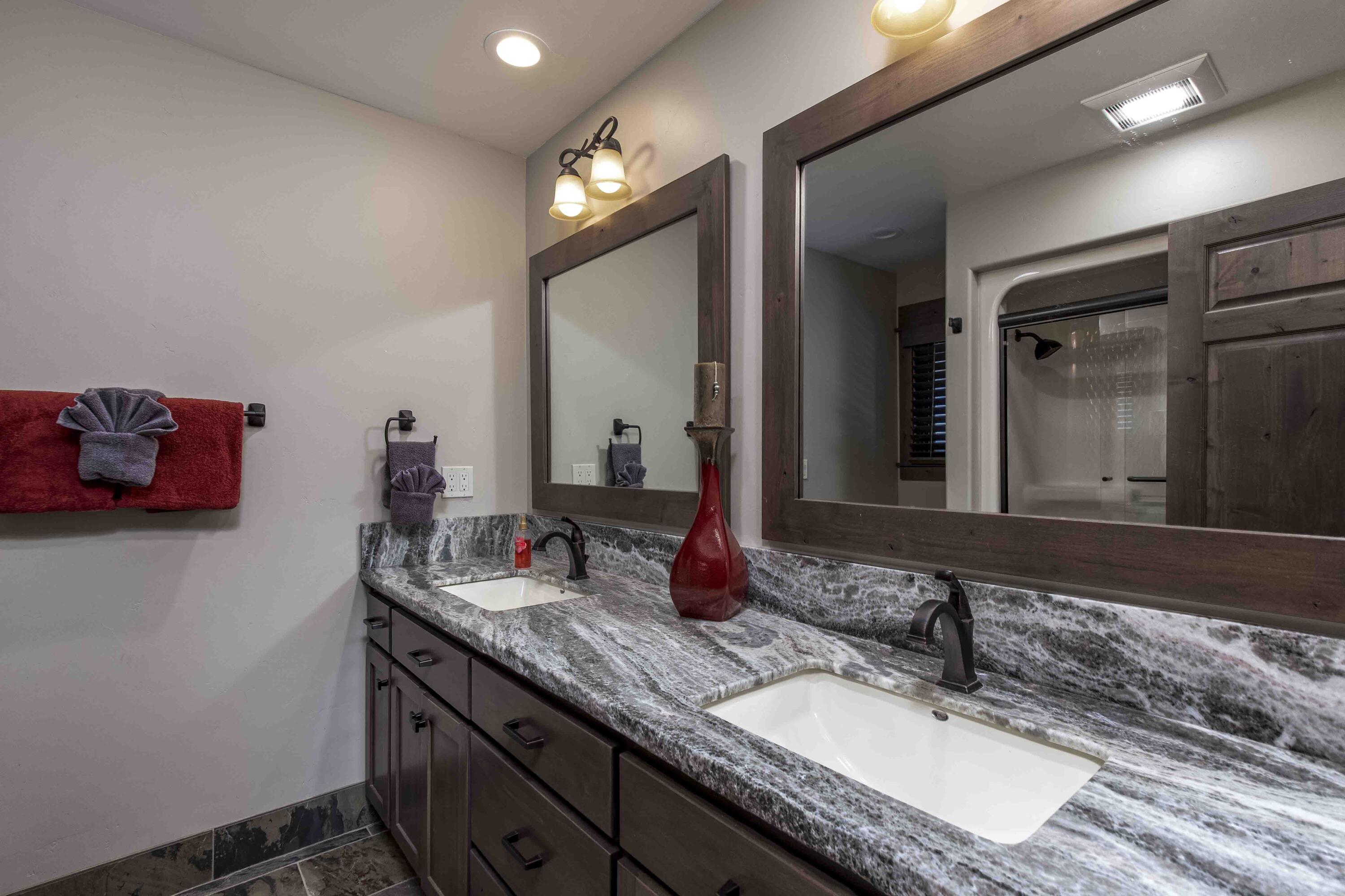 Fairway Point Villag - Residential