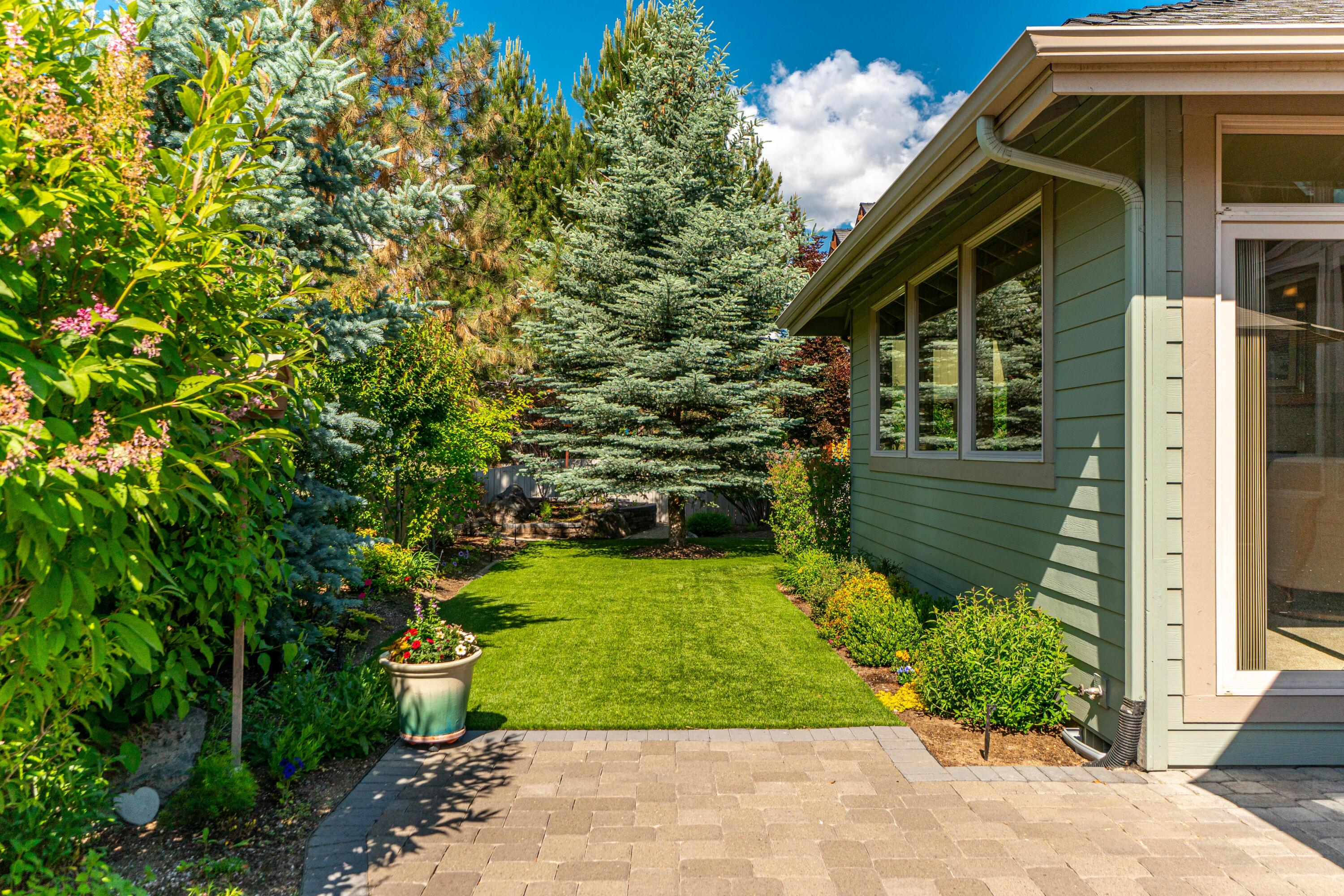 River Rim - Residential