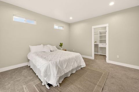 Tiny photo for 3129 Monaco Court, Medford, OR 97504 (MLS # 220212865)