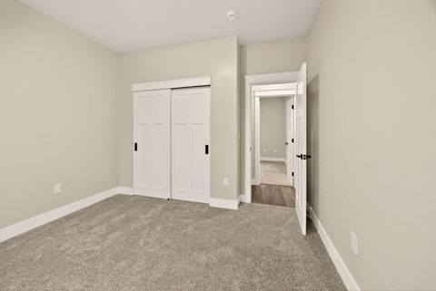 Tiny photo for 3129 Monaco Court, Medford, OR 97504 (MLS # 220212865)