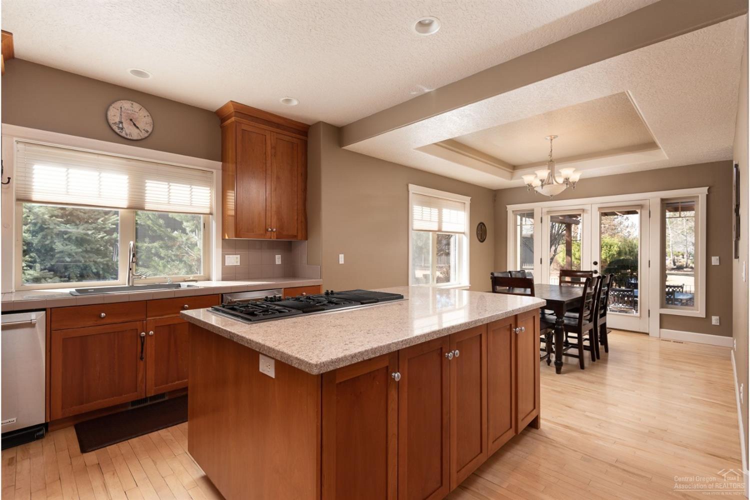 Broken Top - Residential