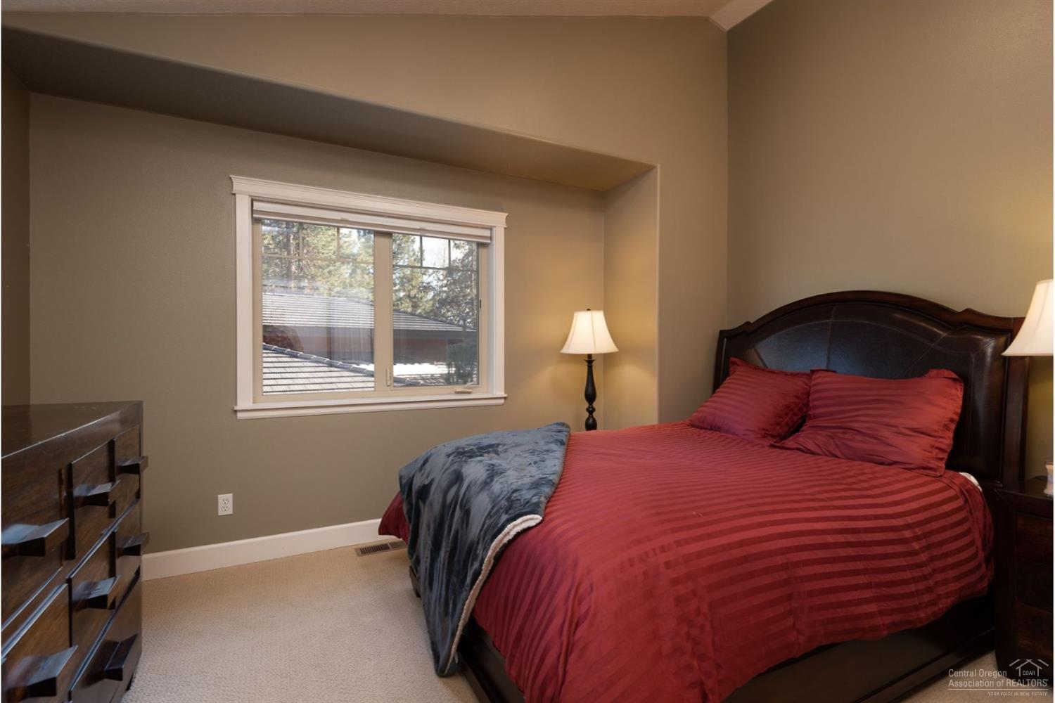 Broken Top - Residential