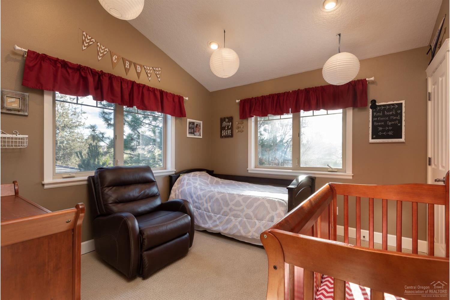 Broken Top - Residential