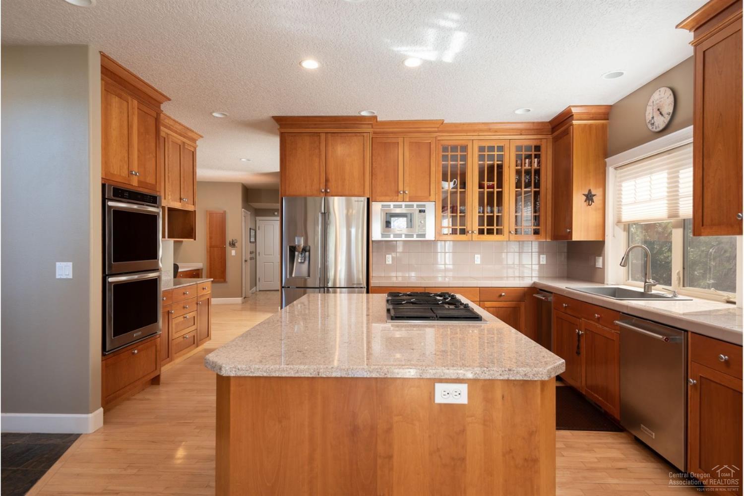 Broken Top - Residential