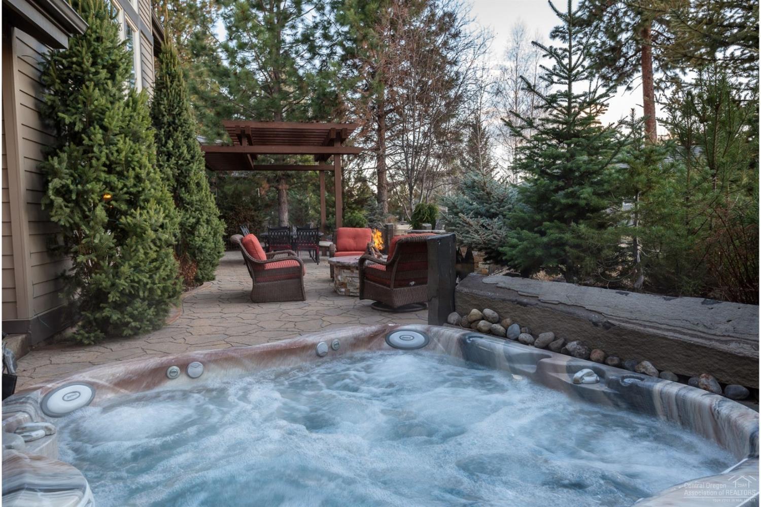 Broken Top - Residential