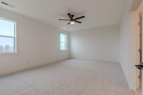 Tiny photo for 210 Bogey Lane, Eagle Point, OR 97524 (MLS # 220212569)