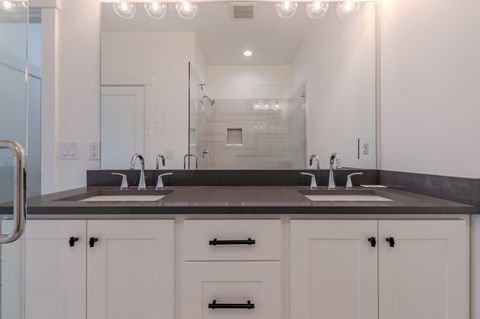 Tiny photo for 210 Bogey Lane, Eagle Point, OR 97524 (MLS # 220212569)