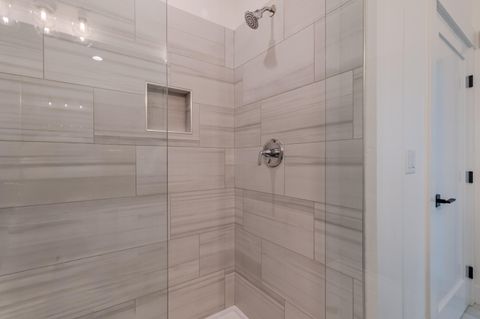 Tiny photo for 210 Bogey Lane, Eagle Point, OR 97524 (MLS # 220212569)