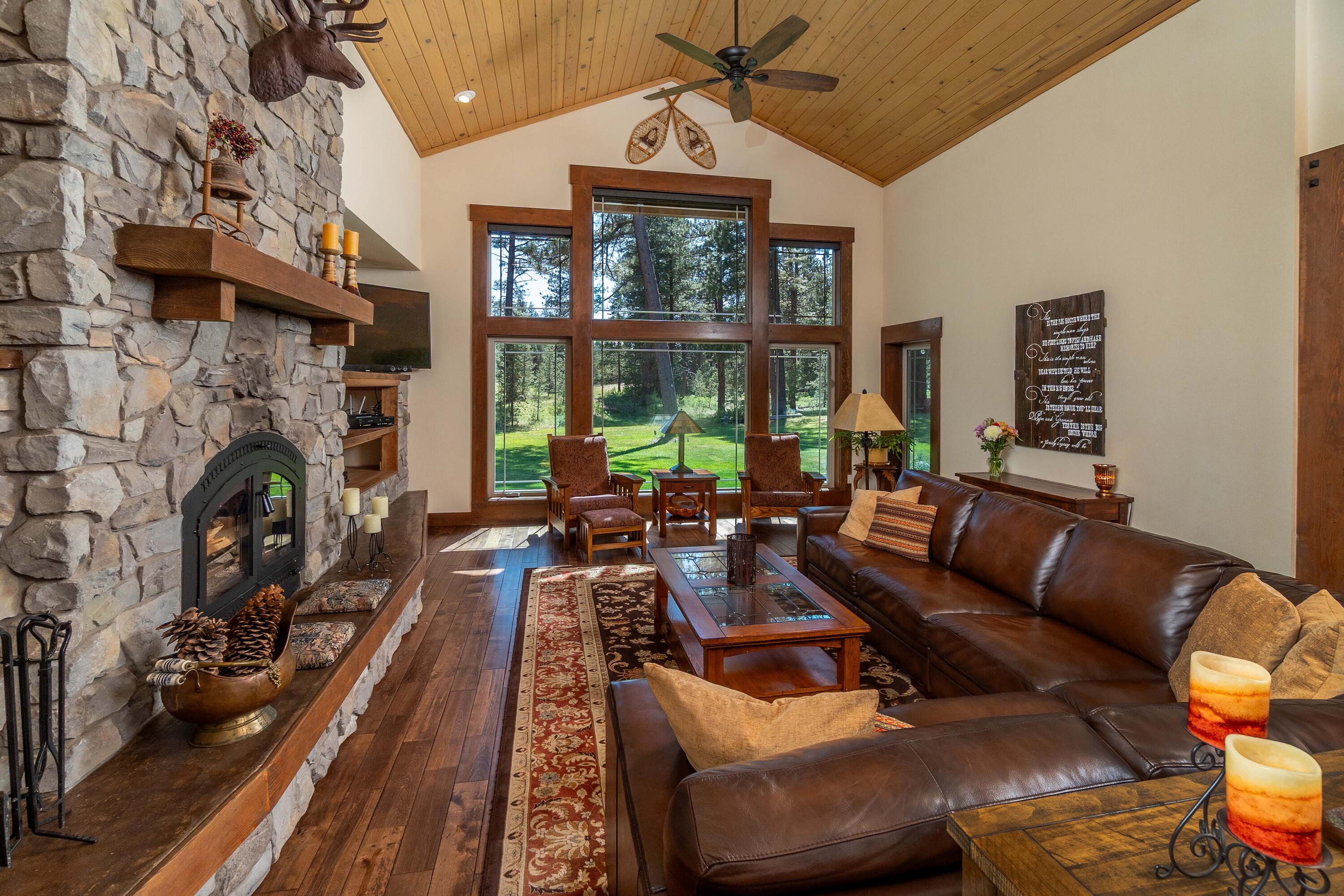54937 Forest Lane
